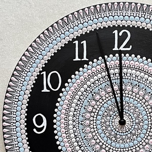 Mandala falióra, kék és róza színekkel, átmérő 35 cm - otthon & életmód - dekoráció - fali és függő dekoráció - falióra & óra - Meska.hu