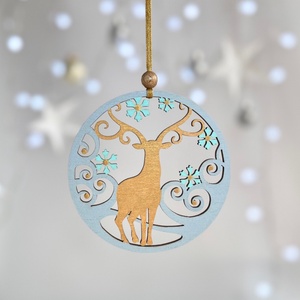Téli szarvas jégkék és arany kézzel festett karácsonyfadísz - karácsony - karácsonyi lakásdekoráció - karácsonyfadíszek - Meska.hu