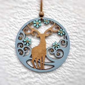 Téli szarvas jégkék és arany kézzel festett karácsonyfadísz - karácsony - karácsonyi lakásdekoráció - karácsonyfadíszek - Meska.hu