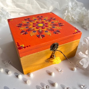 Mandala mintával festett narancs fadoboz - teásdoboz - teafiltertartó, Otthon & Életmód, Tárolás & Rendszerezés, Doboz, Famegmunkálás, Festett tárgyak, MESKA