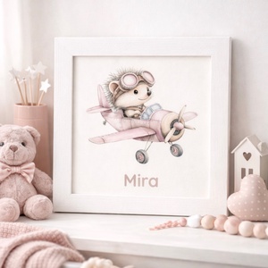 Repülős süni babaszoba falikép fehér keretben névvel 25x25, Baba - mama, Babaszoba dekoráció, Babaszoba kép, Papírművészet, Festett tárgyak, MESKA