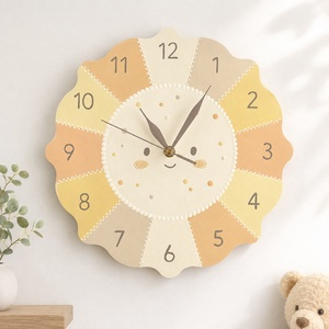 Mosolygó napocska gyerek falióra � 30 cm, csendes járás, Otthon & Életmód, Dekoráció, Fali és függő dekoráció, Falióra & óra, Festett tárgyak, MESKA