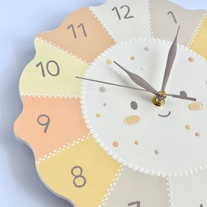 Mosolygó napocska gyerek falióra � 30 cm, csendes járás - otthon & életmód - dekoráció - fali és függő dekoráció - falióra & óra - Meska.hu