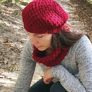 Kincső szett mini sállal - magenta bordó lila sapka sál  élénk árnyalatban - kötött női téli gyapjús meleg szett  - ruha & divat - sál, sapka, kendő - sapka & sál szett - Meska.hu
