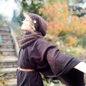 Barna  körsál - Kincső beanie sapka és körsál - vastag meleg puha fonalból - kézzel kötött gyapjú szett - ruha & divat - sál, sapka, kendő - sál - Meska.hu Barna  körsál - Kincső beanie sapka és körsál - vastag meleg puha fonalból - kézzel kötött gyapjú szett - ruha & divat - sál, sapka, kendő - sál - Meska.hu