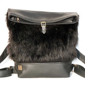 SuziartBag Fekete szőrmés hátizsák, Táska & Tok, Kézitáska & válltáska, Válltáska, , MESKA