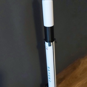 Falcon 9, 1:100 méretarányos rakétamodell. 66 cm magas, szeparálható. Kapu Tibor, a második magyar kutatóűrhajós.   - művészet - makett, modell - Meska.hu