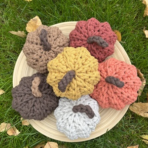 Horgolt őszi dísztök - kellékek & szerszámok - dekorációs kellékek - őszi dekor - őszi dekortök - Meska.hu