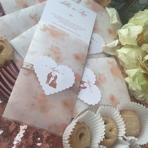 Romantikus esküvői meghívó rosegold csillogó szalaggal és szivecskével - esküvő - meghívó & kártya - meghívó - Meska.hu