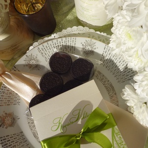 Esküvő köszönőajándék doboz kakaós kekszekkel - esküvő - emlék & ajándék - köszönőajándék - Meska.hu