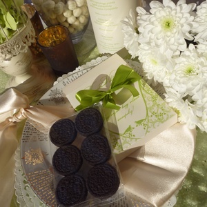 Esküvő köszönőajándék doboz kakaós kekszekkel - esküvő - emlék & ajándék - köszönőajándék - Meska.hu