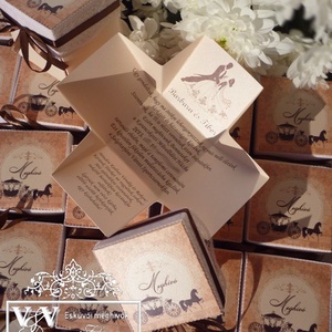 Dobozos esküvői meghívó hintós grafikával csipkével díszítve - esküvő - meghívó & kártya - meghívó - Meska.hu
