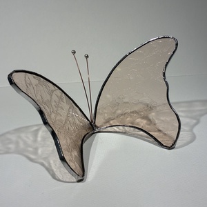 Pillangó halvány rózsaszín virágos - otthon & életmód - dekoráció - asztal és polc dekoráció - díszüveg - Meska.hu