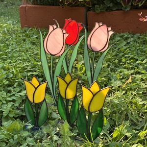 Rózsaszín üveg tulipán - otthon & életmód - dekoráció - asztal és polc dekoráció - díszüveg - Meska.hu