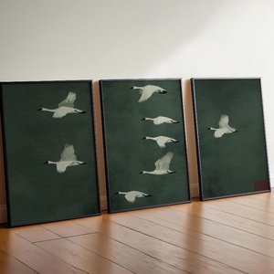 Zöld hátteres repülő darvak poszter � természet ihlette, harmonikus falikép, 42�30 cm, Otthon & Életmód, Dekoráció, Kép & Falikép, Poszter, Fotó, grafika, rajz, illusztráció, Papírművészet, MESKA