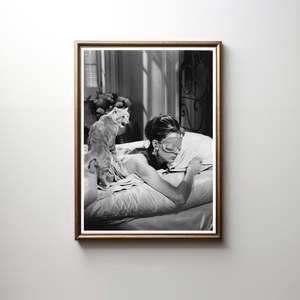 Audrey Hepburn macskás poszter � vintage fekete-fehér falikép, 42x30cm - otthon & életmód - dekoráció - kép & falikép - poszter - Meska.hu