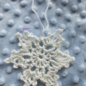 Horgolt karácsonyfadíszek - karácsony - karácsonyi lakásdekoráció - karácsonyfadíszek - Meska.hu