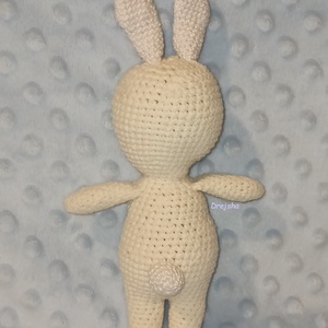 Fehér kisnyuszi - játék & sport - plüssállat & játékfigura - nyuszi - Meska.hu