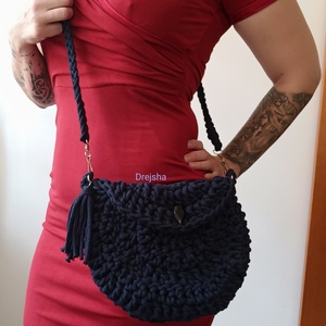 Sötétkék pamut zsinórfonalból horgolt cross-body táska - táska & tok - kézitáska & válltáska - válltáska - Meska.hu
