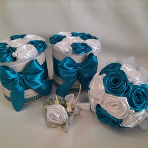 Kék /türkiz/-fehér menyasszonyi csokor - esküvő - kiegészítők - harisnyatartó & valami kék - Meska.hu