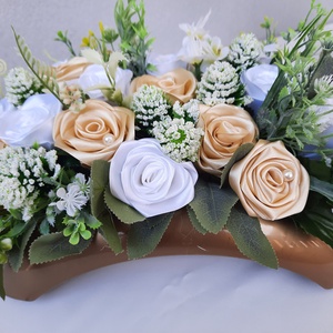 Arany-fehér esküvői asztaldísz - esküvő - dekoráció - asztaldísz - Meska.hu