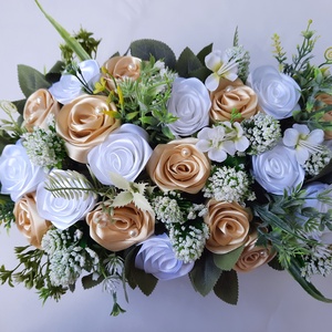 Arany-fehér esküvői asztaldísz - esküvő - dekoráció - asztaldísz - Meska.hu