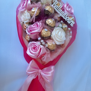 Rocher csokor,kézi készítésű szaténrózsákkal elegáns ,egyedi,különleges - Meska.hu