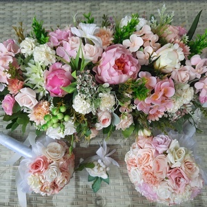 Esküvői örökcsokor szett:Menyasszonyi csokor,dobócsokor, asztaldísz, kitűző  - esküvő - menyasszonyi- és dobócsokor - Meska.hu