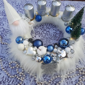 Adventi koszorú világító ledsor, szőrmés, fehér,ezüst ,kék színű  - karácsony - adventi díszek - adventi koszorú - Meska.hu