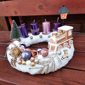 Adventi koszorú világító kandelláberrel, 3 lila,1 rózsaszín gyertyával - karácsony - adventi díszek - adventi koszorú - Meska.hu Adventi koszorú világító kandelláberrel, 3 lila,1 rózsaszín gyertyával - karácsony - adventi díszek - adventi koszorú - Meska.hu