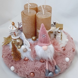 Adventi koszorú kisvonattal, körhintával,manóval  - Meska.hu