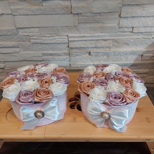 Szülőköszöntő virágdoboz selyemrózsákkal/2db/ - esküvő - emlék & ajándék - doboz - Meska.hu