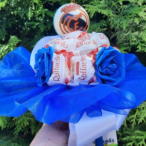 Csokicsokor ballagásra  - otthon & életmód - virágdekoráció - virágok - virágcsokor - Meska.hu