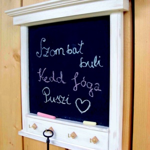 Üzenőtábla kulcstartó Üzenőfal dekoráció lakberendezés otthon vintage fali kulcstartó antikolt tároló fali akasztó -  - Meska.hu