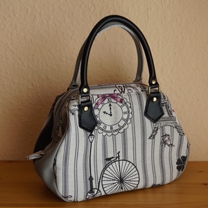 Fekete-fehér nőcis felemás táska  - táska & tok - kézitáska & válltáska - kézitáska - Meska.hu