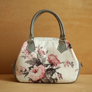 Rózsás szürke nőcis táska - Meska.hu