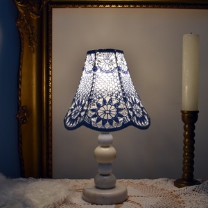 Világoskék vintage horgolt csipkefény lámpa - otthon & életmód - lámpa - asztali lámpa - Meska.hu