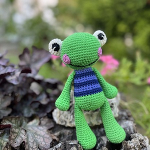 Horgolt leveli béka amigurumi figura - Meska.hu