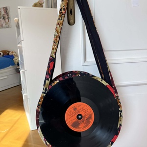 NótaTatyó - bakelit táska  - Meska.hu