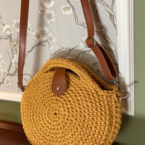 Füles crossbody táska, Táska & Tok, Kézitáska & válltáska, Válltáska, Horgolás, MESKA