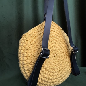 Macaron horgolt hátizsák - táska & tok - kézitáska & válltáska - válltáska - Meska.hu