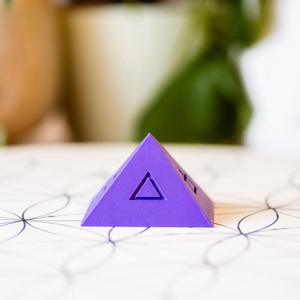 Harmonizáló piramis mini TŰZ - 4 őselem piramis mini TŰZ, Otthon & Életmód, Dekoráció, Spiritualitás, Orgonit piramis, Mindenmás, MESKA