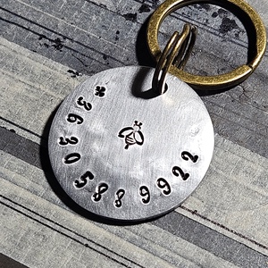 Kézzel készült alumínium kutyabiléta  � Szívmandala    (32mm) - otthon & életmód - kisállatoknak - kutyáknak - kutya biléta - Meska.hu