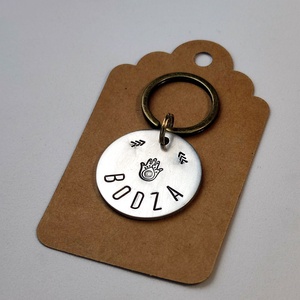 Kézzel készült alumínium kutyabiléta  � Hamsa Keze (32mm) - otthon & életmód - kisállatoknak - kutyáknak - kutya biléta - Meska.hu