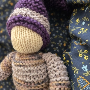 Kötött gyapjú manó lila - játék & sport - plüssállat & játékfigura - manó - Meska.hu