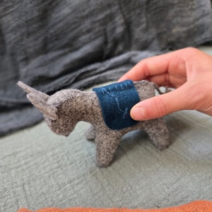 Filc csacsi - játék & sport - plüssállat & játékfigura - más figura - Meska.hu