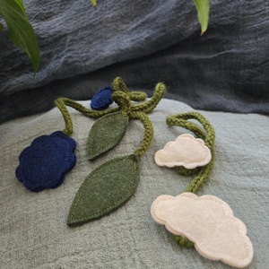 Filc könyvjelző felhős, Könyv & Zene, Könyvjelző, Horgolás, Varrás, MESKA