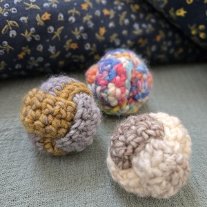 Horgolt labdák -  - Meska.hu