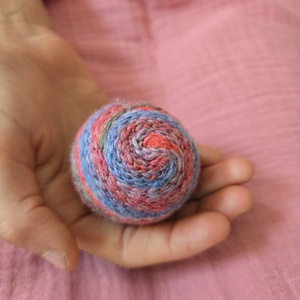 Gyapjú labda hímzett picika - játék & sport - sport és kikapcsolódás - labdajátékok - Meska.hu Gyapjú labda hímzett picika - játék & sport - sport és kikapcsolódás - labdajátékok - Meska.hu