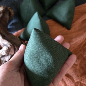 Babzsák mély zöld, Játék & Sport, Készségfejlesztő és Logikai játék, Toronyépítő- és egyensúlyozó játékok, Varrás, MESKA